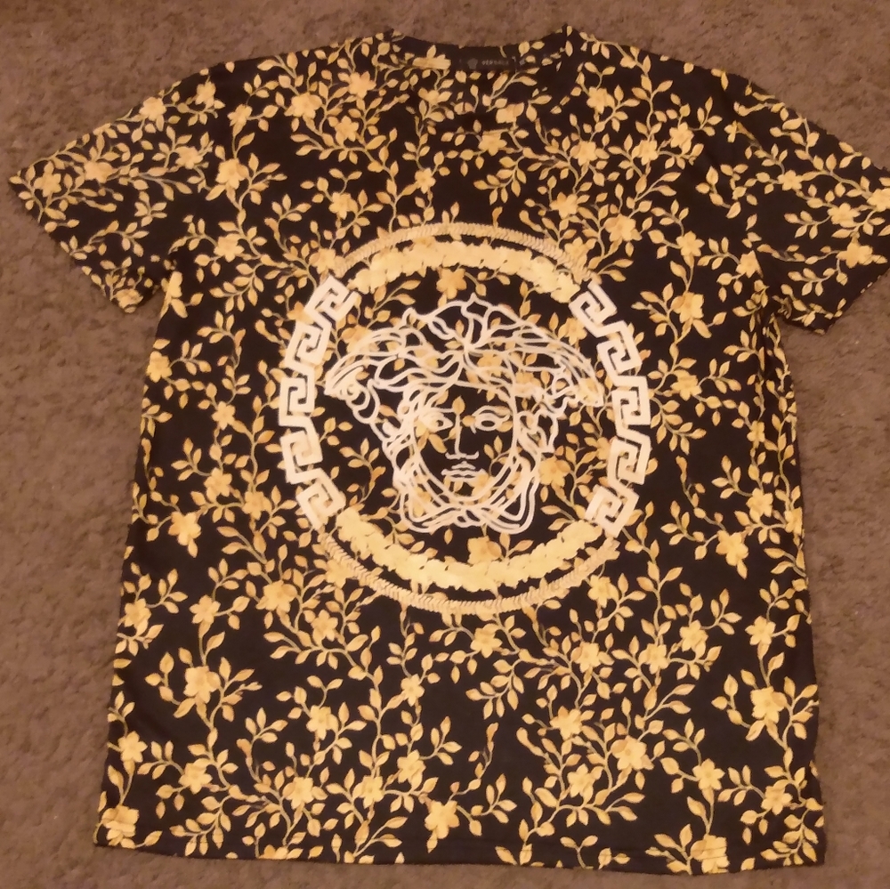 Versace T shirt